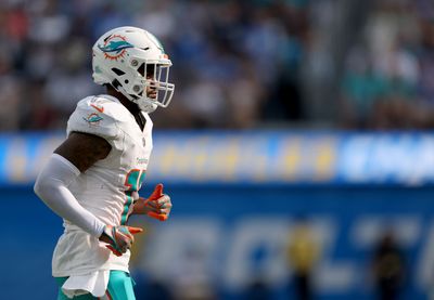 Dolphins WR Jaylen Waddle in concussion protocol going into Broncos game