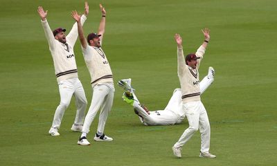 Surrey looking over shoulders at Essex amid rain: county cricket – as it happened