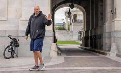 Menswear experts on Fetterman’s style: ‘More politicians should look like that’