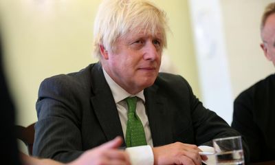 Boris Johnson warns Sunak he ‘cannot afford to falter’ on net zero commitments