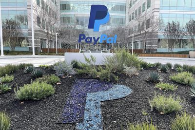 PayPal adds its PYUSD stablecoin to Venmo in push to expand crypto reach