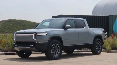 Rivian Adds Dual-Motor Large Pack R1T EVs To Inventory