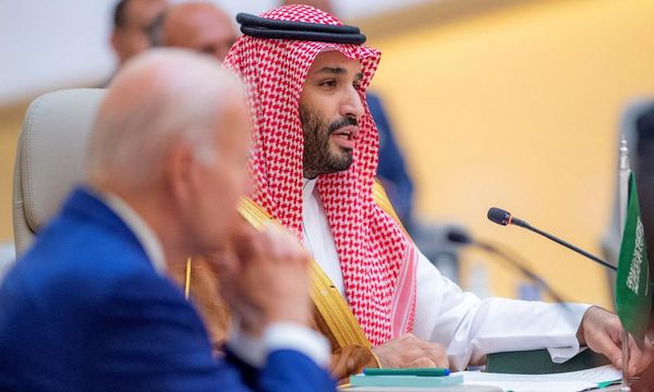 Crown prince confirms Saudi Arabia will seek nuclear arsenal if Iran develops one