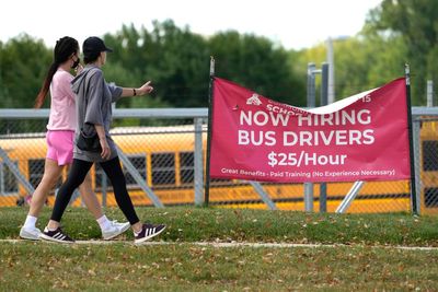 US applications for jobless benefits fall to lowest level in nearly 8 months