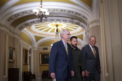 Zelensky visits Capitol Hill amid Republican infighting over Ukraine support