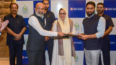 Waqf chairperson Darakhshan Andrabi visits released cleric’s home in Kashmir