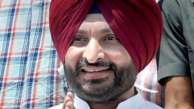 India-Canada row | Congress leader Bittu slams Trudeau for baseless statements