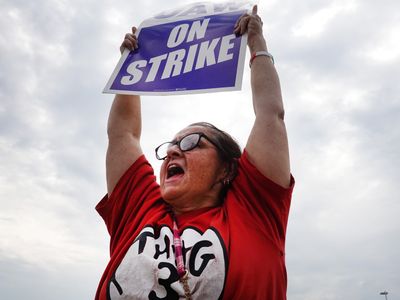 UAW significantly ramps up strikes against GM and Stellantis — but not Ford