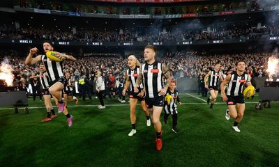 Collingwood beat GWS in AFL preliminary final – as it happened