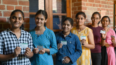 DUSU polls: Women voters seek increased security during college fests, menstrual leaves