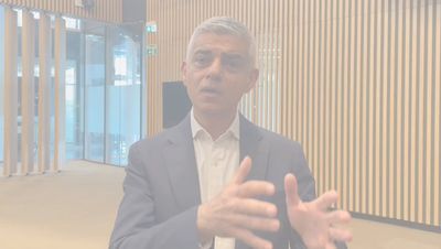 Sadiq Khan refuses to rule out breaking up Met Police if reforms fail