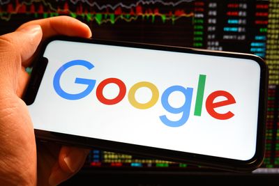 Google’s Latest Commercial Mocks Apple’s Green Bubbles