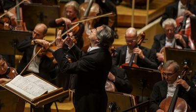 Seems like fabulous old times as CSO, Riccardo Muti combine for familiar works