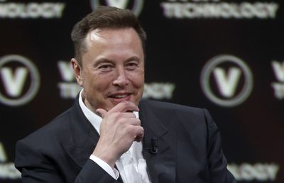 Elon Musk generated money ‘out of thin air’ to make Tesla succeed, says billionaire investor Jeremy Grantham