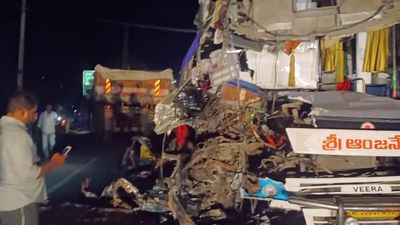 Two drivers killed, 35 passengers injured in lorry-bus collision