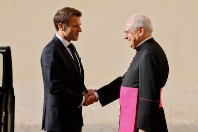 Watch Live: Pope Francis meets French President Emmanuel Macron in Marseille after pro-migrant plea