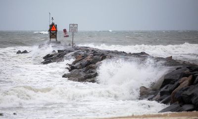 Tropical Storm Ophelia makes landfall in North Carolina as it moves up east coast