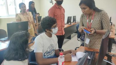 School students try their hand at designing integrated circuits