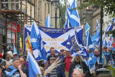 In pictures: Crowd marches through Falkirk for Scottish independence