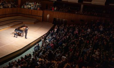 Víkingur Ólafsson review – Icelandic pianist brings magic and spontaneity to Bach