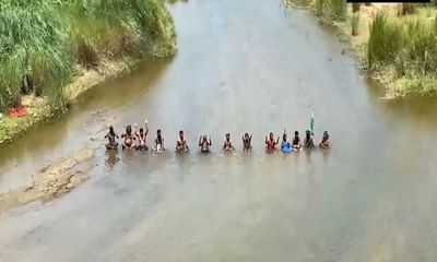 Tamil Nadu: Trichy farmers protest over Cauvery water dispute with Karnataka