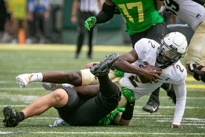 Shedeur Sanders still flashes, but shows room to grow in Oregon blowout