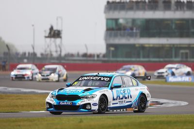 BTCC Silverstone: Hill takes dominant win in the wet