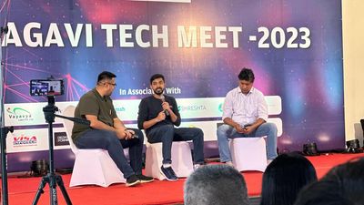 Tech meet discusses the scope and challenges of starting IT companies in small towns