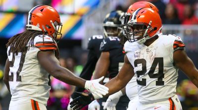 Kareem Hunt Shows Love to Nick Chubb With Pregame Outfit in 2023 Browns Debut