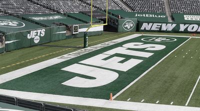 NFL Fans Roasted the Jets Over Comical Paint Job Mistake in Their End Zone