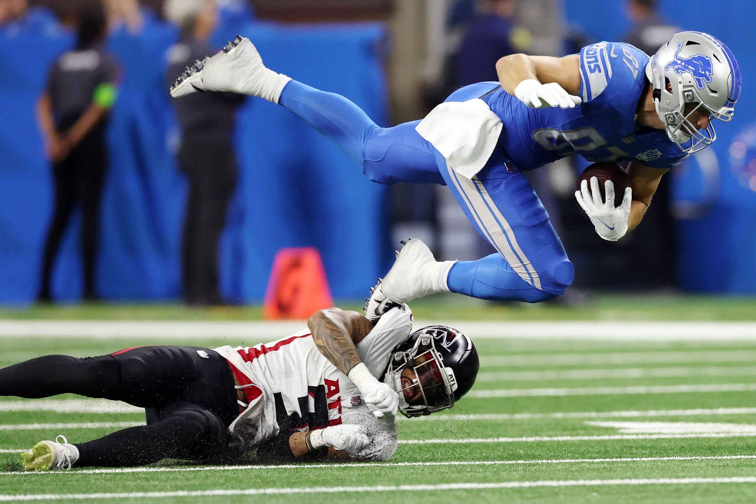 Falcons vs Lions review: OL collapses, DL battles against Lions