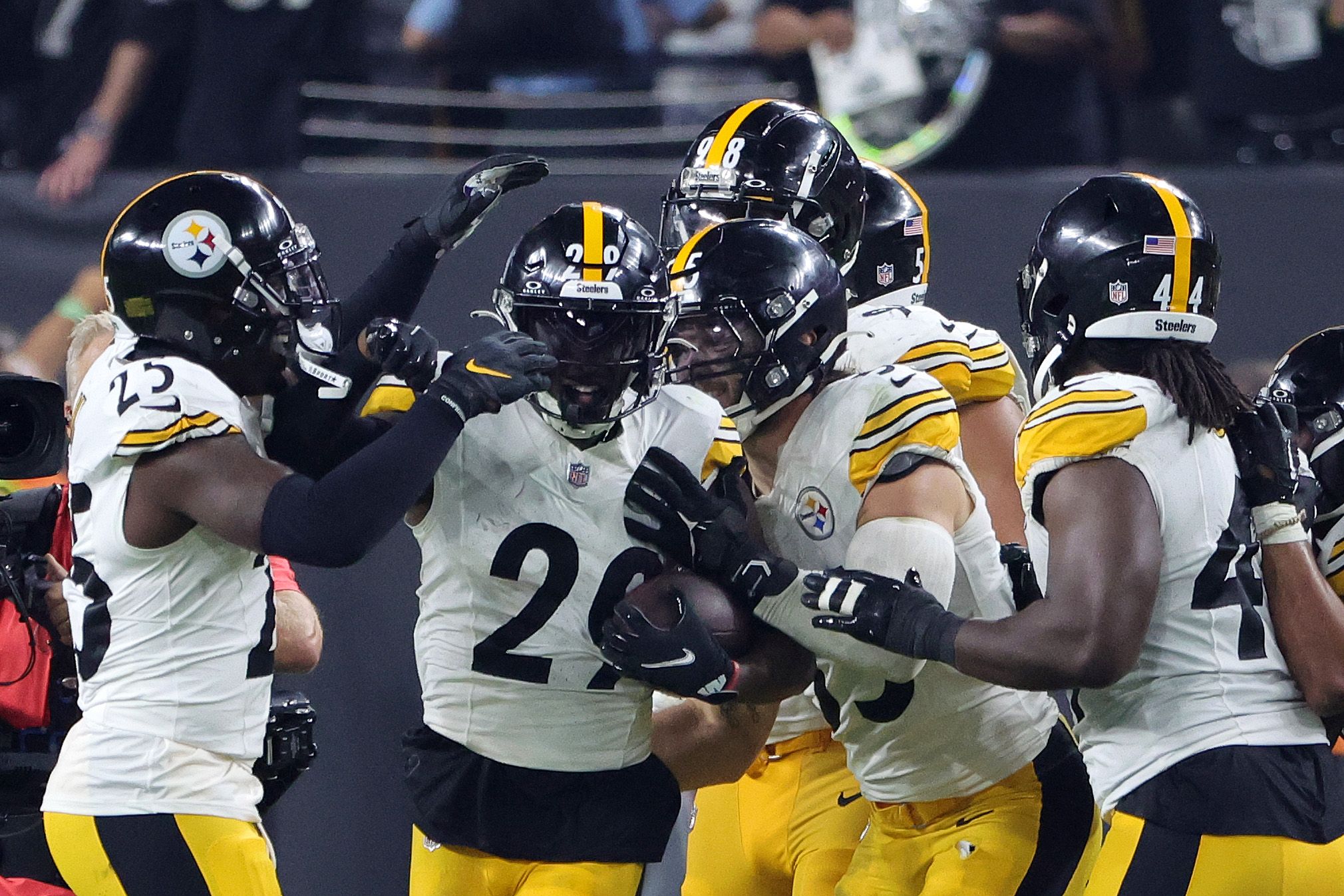 Studs and duds from the Steelers win over the Colts