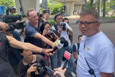 The chairman of Hong Kong's leading journalist group found guilty of obstructing a police officer
