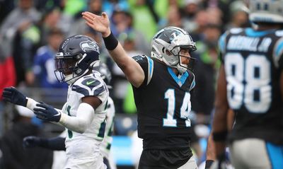 Best photos from Panthers’ Week 3 loss to Seahawks