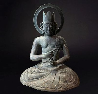 Police investigate heist of $1.5m Buddha statue from California gallery