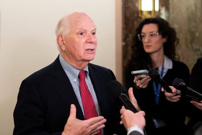 Cardin to take Foreign Relations gavel after Menendez charges - Roll Call