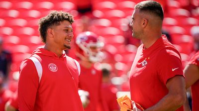 Patrick Mahomes Claims Travis Kelce Just 'Makes Up His Own Routes'