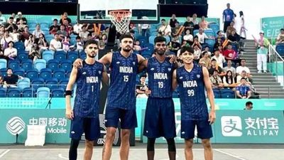 Asian Games: Contrasting fortunes for Indian hoopsters on Day 1 of 3x3 basketball