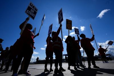 Biden is headed to Michigan to join the UAW picket line. He's all-in on showing his union bona fides