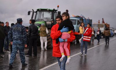 Nagorno-Karabakh: envoys from Azerbaijan, Armenia to meet in Brussels as thousands flee