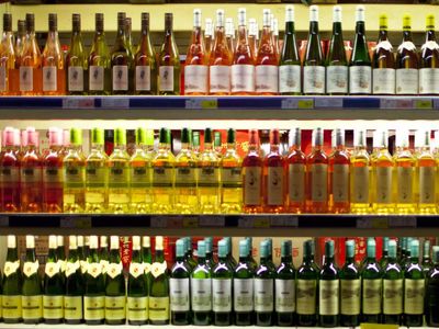Telangana: Liquor sales banned for two days in view of the immersion of Ganesh idols