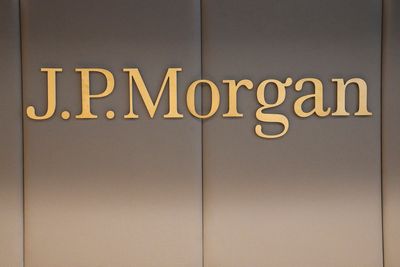 JPMorgan to pay $75m to settle Jeffrey Epstein sex trafficking lawsuit with US Virgin Islands