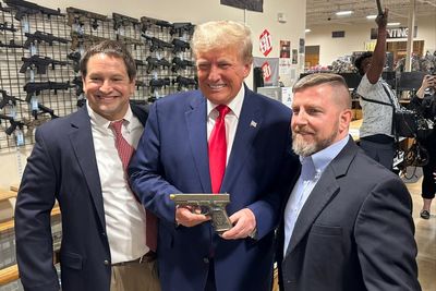 Trump visited gun store that sold weapon to racist mass shooter in Jacksonville