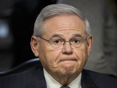 Senate Democrats to Bob Menendez: Resign