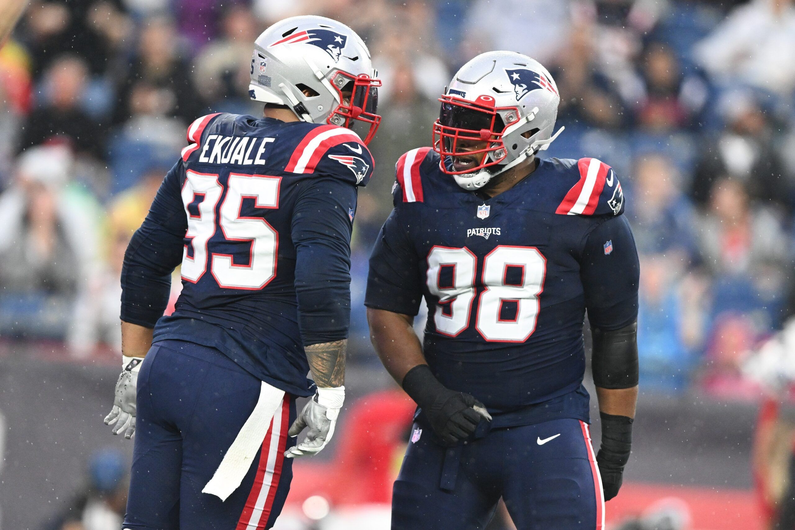 Locker room highlights after Patriots' 15-10 win over Jets