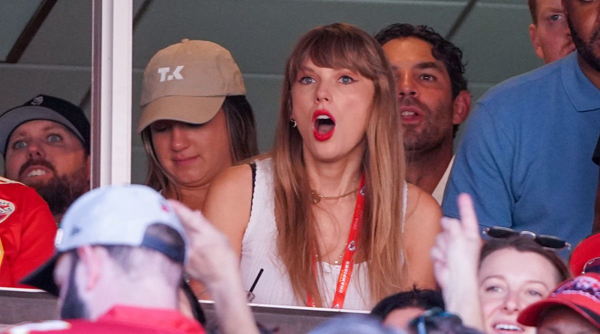 Eli Manning Says Daughters Watched Taylor Swift at Travis Kelce's Game  (Exclusive)