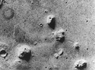 This Martian Mesa Was Once The Center Of Alien Conspiracy Theories — The Real Answer Is Weirder
