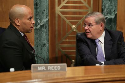 Cory Booker calls on Menendez to resign