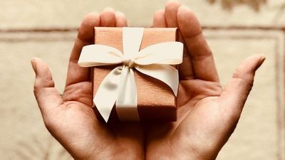 Unwanted Gifts: Diet Plans, Cufflinks, And Soap On A String Top List, Sparking Disappointment And Awkwardness