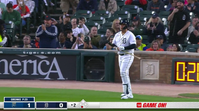 Tigers fans gave Miguel Cabrera a fantastic standing ovation ahead of his MLB retirement